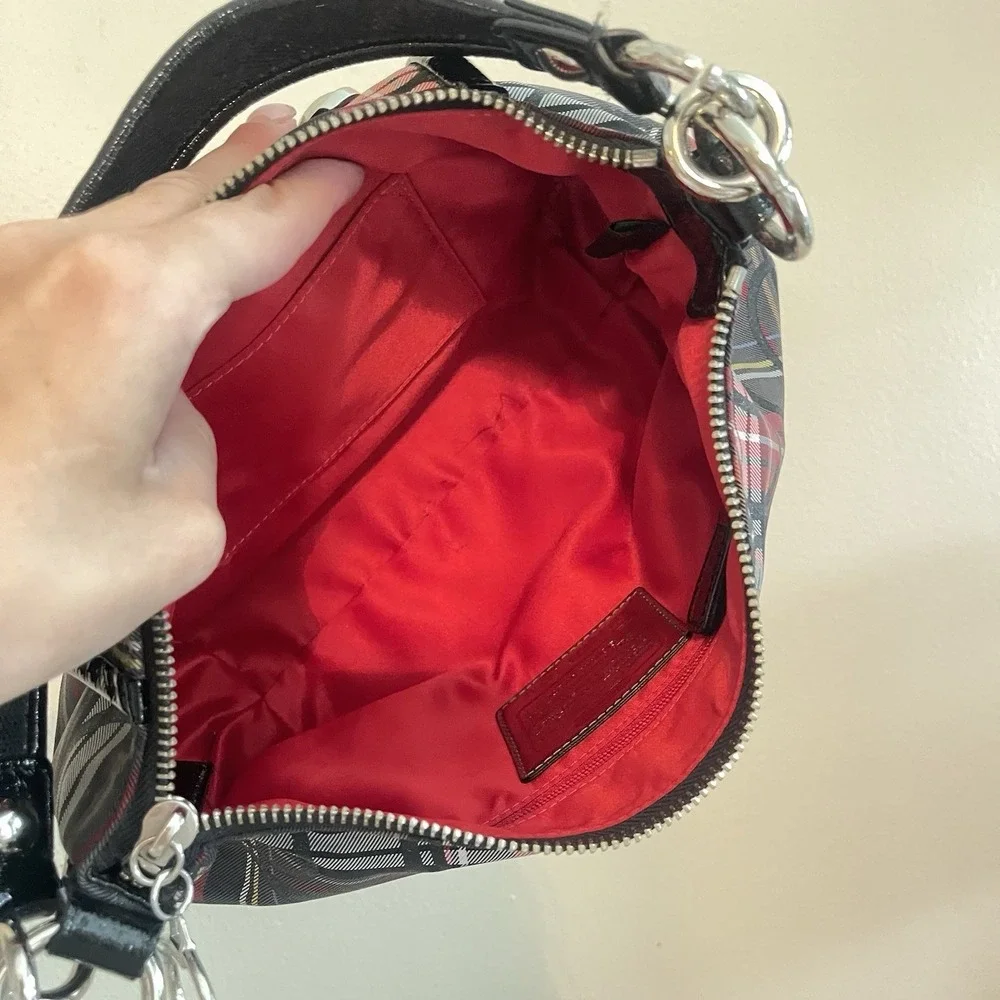 Vintage COACH Poppy Tartan Groovey Handbag 14366 Red Black Vintage Authentic